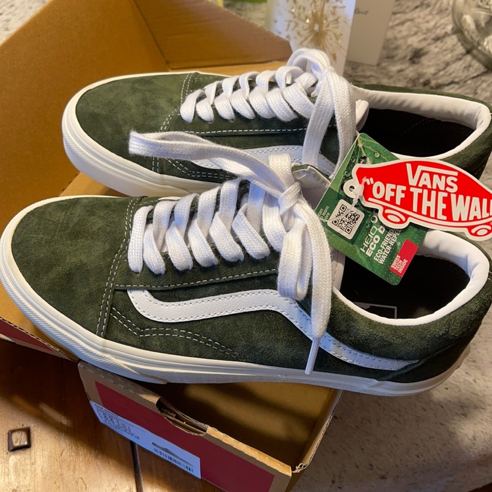 Vans Old Skool Pig Suede (Grape Leaf/White)